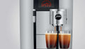 JURA GIGA X3(c) Aluminium (EA) koffiemachine zakelijk vooraanzicht zoomed in twee koffie 7610917153978 Arte dell' espressO