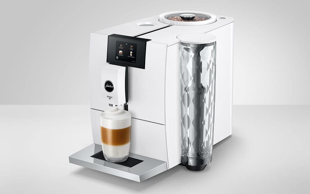 JURA ENA 8 met een One Touch latte macchiato