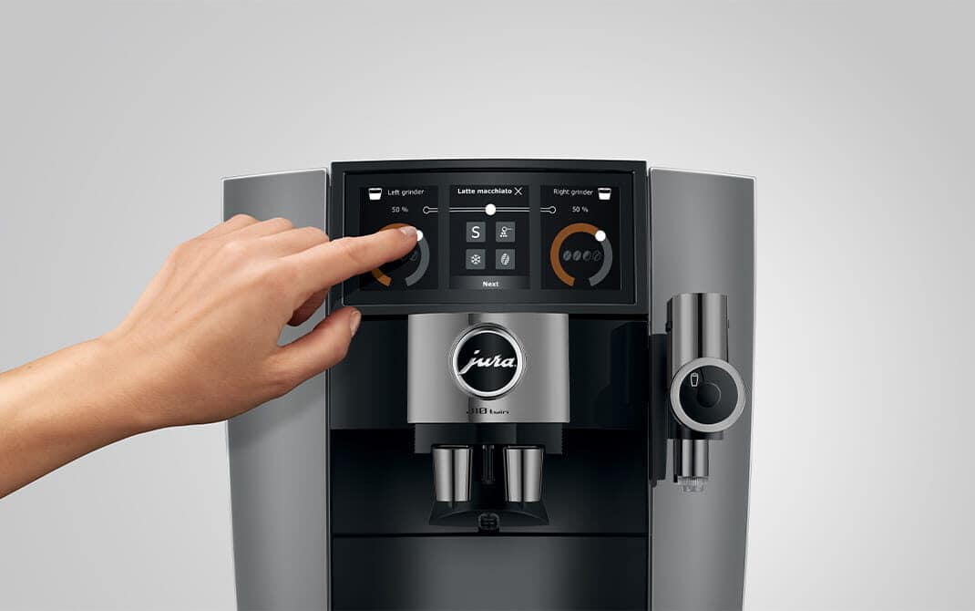 Maalwerk-mix instellen op het panoramische touchscreen van de JURA J10 Twin