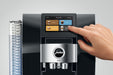 JURA Z10 Diamond Black premium volautomaat, vooraanzicht met touchscreen — productkenmerk 12