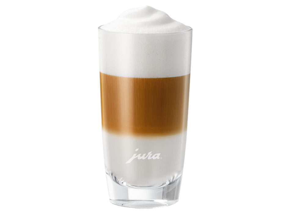 Hoog JURA latte macchiato glas met gescheiden lagen melk en espresso — fabrikantbeeld