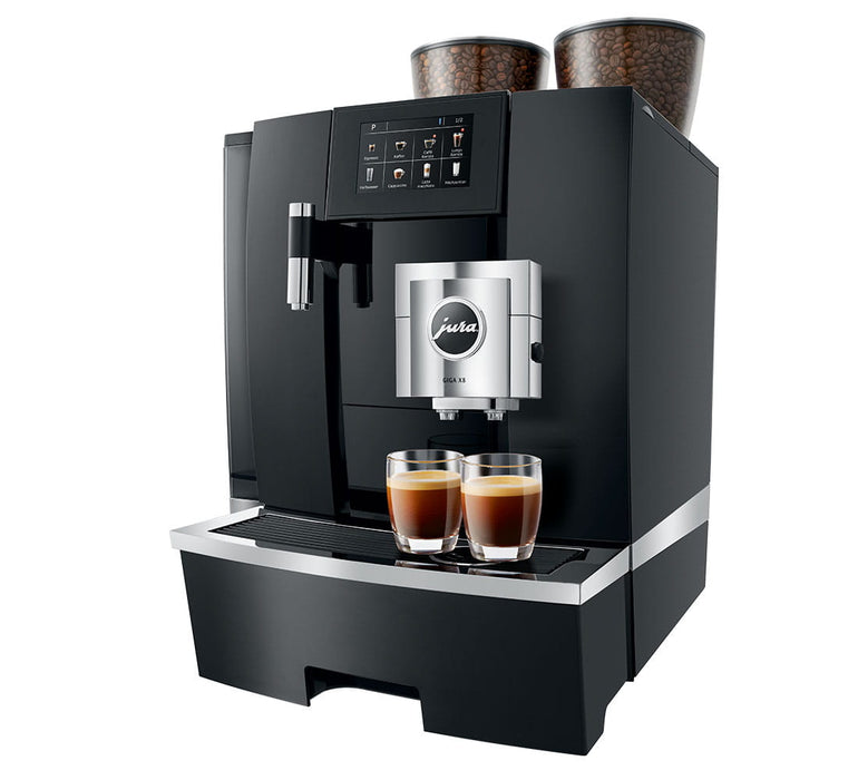 JURA GIGA X8 Aluminium professionele koffiemachine, vooraanzicht — fabrikantbeeld 7