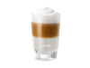 Laag JURA latte macchiato glas met lagen melk en espresso — fabrikantbeeld
