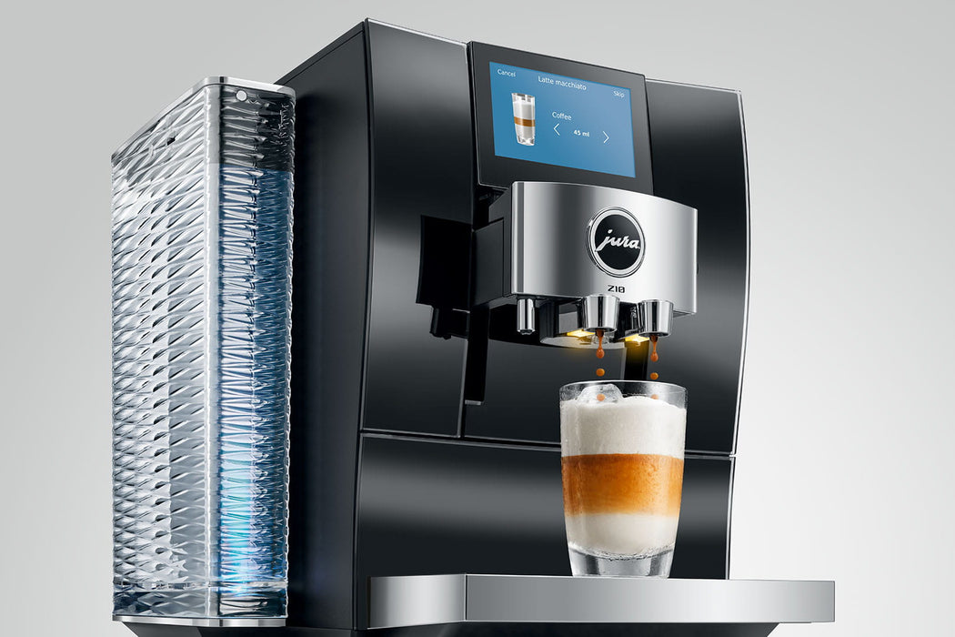 JURA Z10 Diamond Black premium volautomaat, vooraanzicht met touchscreen — productkenmerk 15