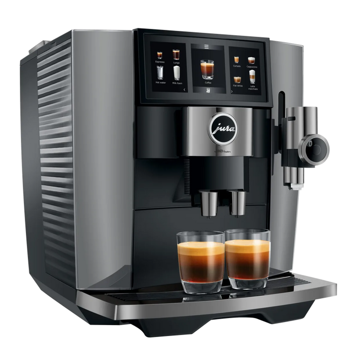 jura j10 diamond onyx ea met twee espresso's op kopjes plateau