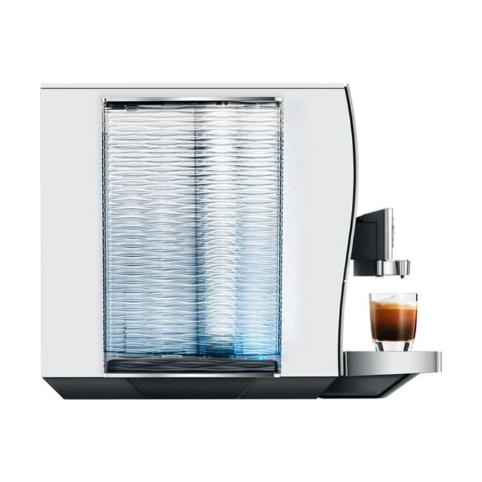 jura z10 aluminium white eb zijaanzicht van watertank en espresso op kopjes plateau
